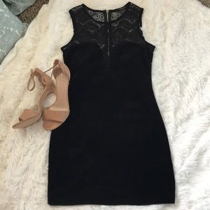 ✨HOST PICK✨ Lulu’s Black Lace and Velour Zip Dress